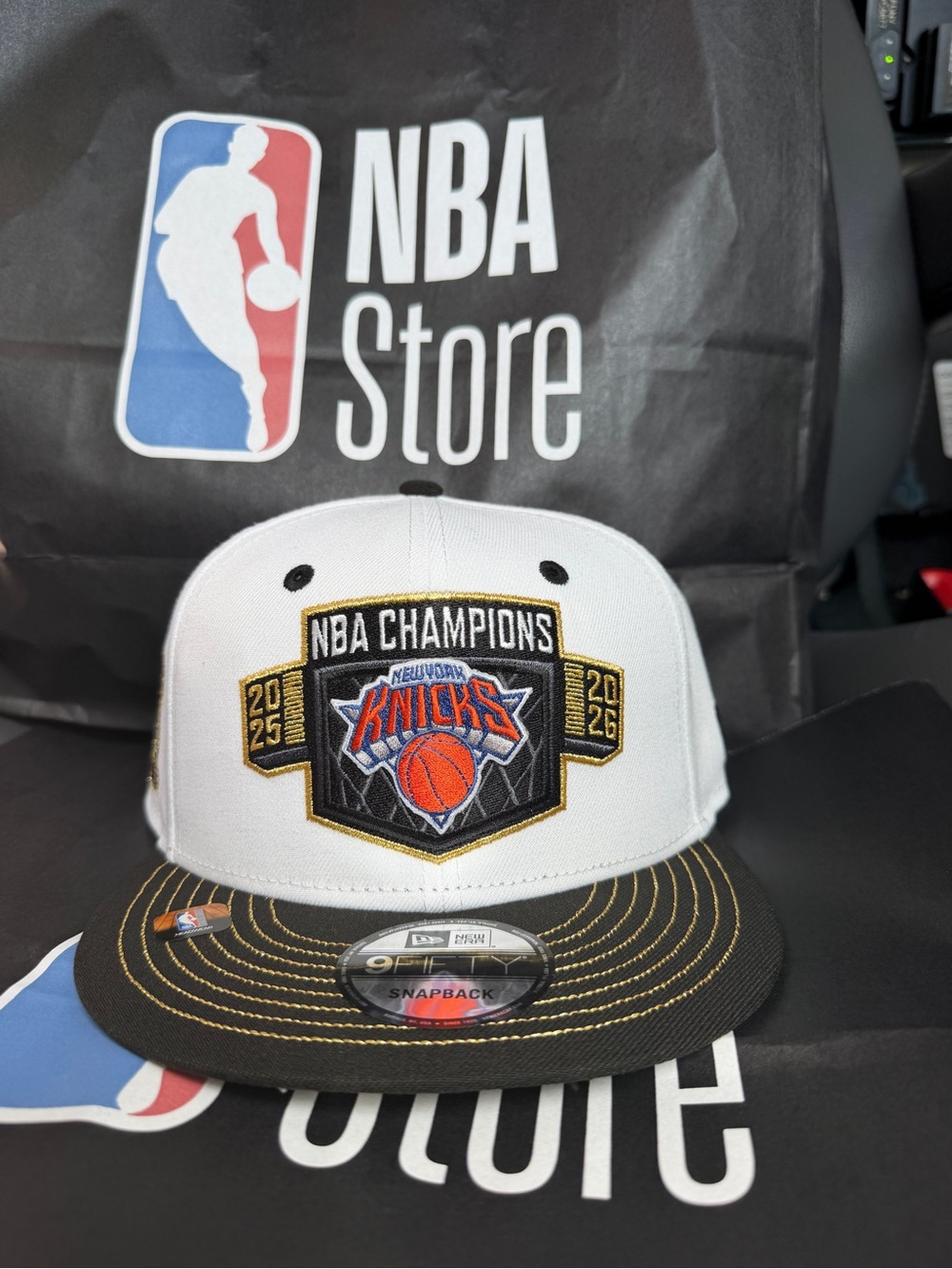 New York Knicks NBA Champions White and Black Snapback Hat